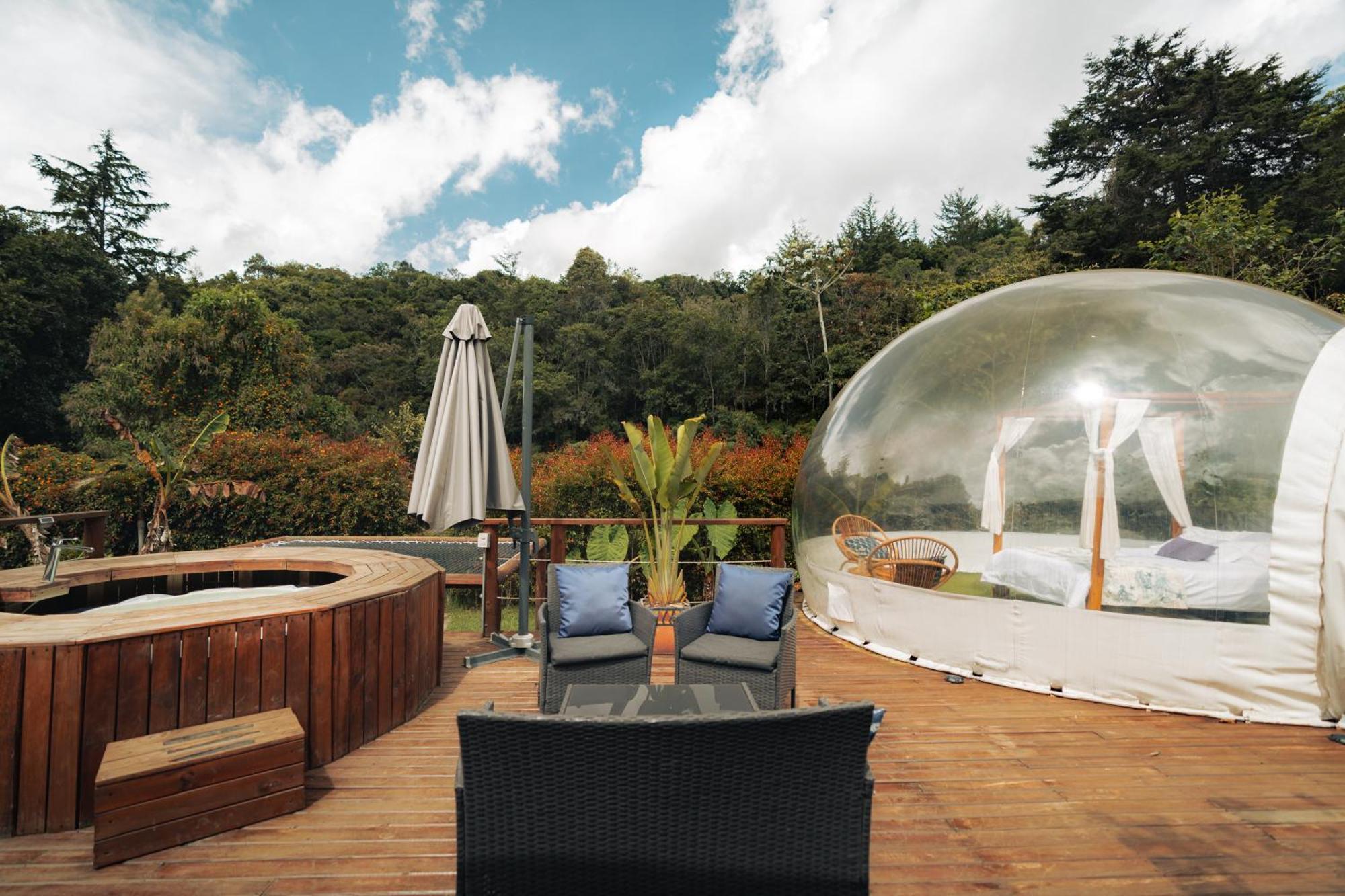 Готель Bubblesky Glamping 15 Min From Medellin Ріонегро Екстер'єр фото